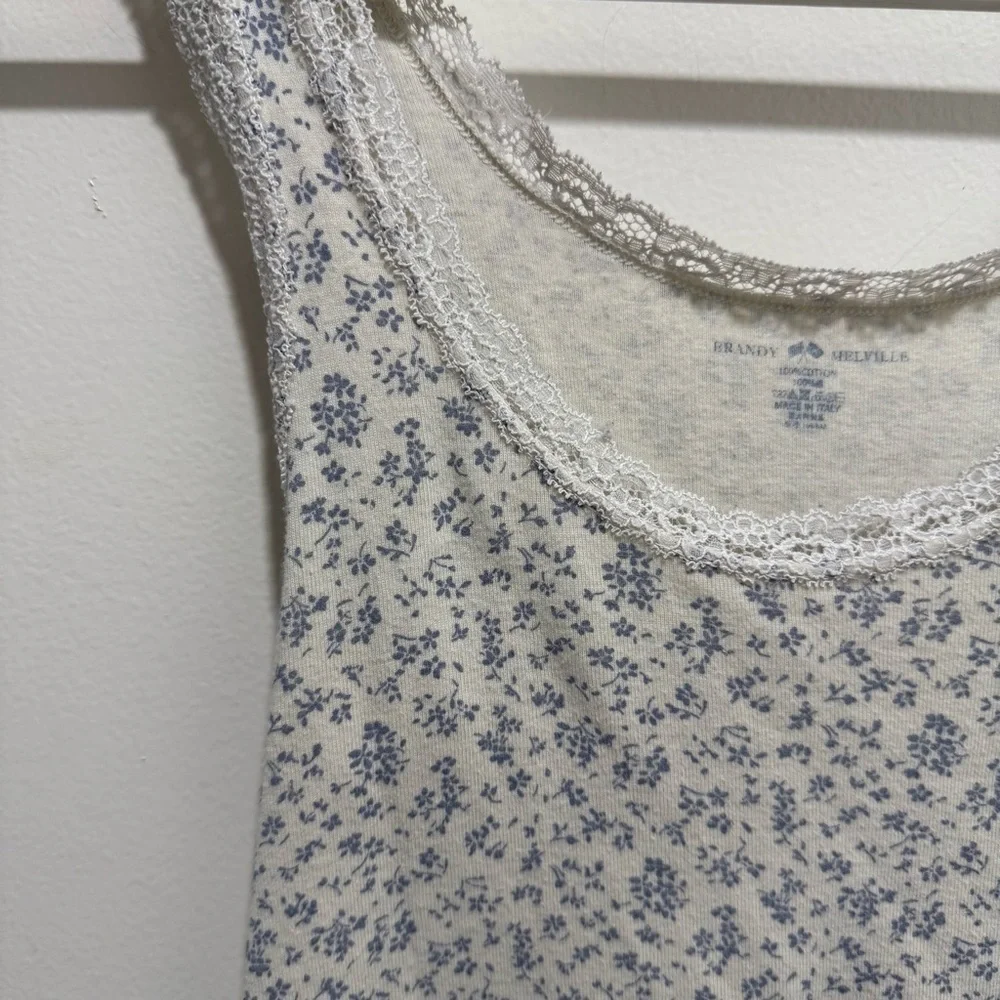 Brandy Melville Floral Print Women's Tank Top